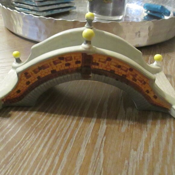 Lemax Hearthside Village Porcelain Garden Bridge 1992 #23069 - Picture 2 of 6
